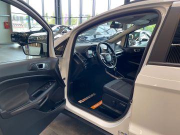 Ford EcoSport Cool & Connect Aut. *NAVI*DAB*PDC*SHZ*