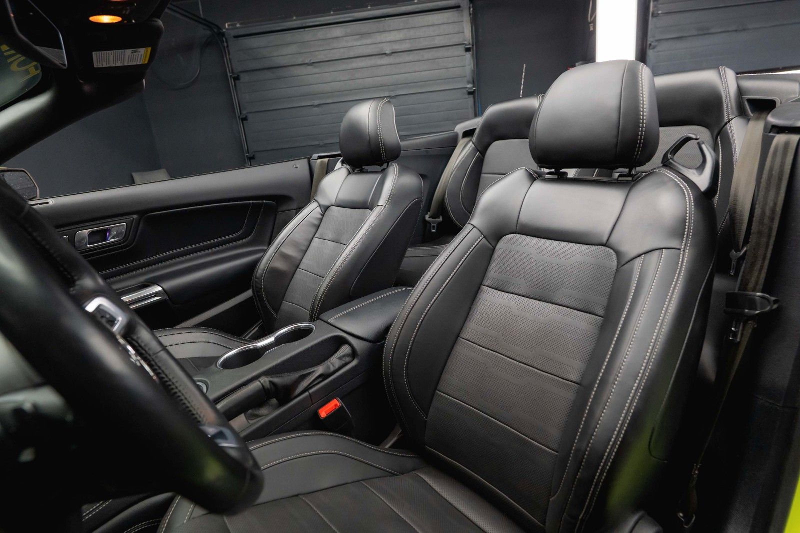 Fahrzeugabbildung Ford Mustang Shelby GT 500 5.0 V8 PREMIUM Performance
