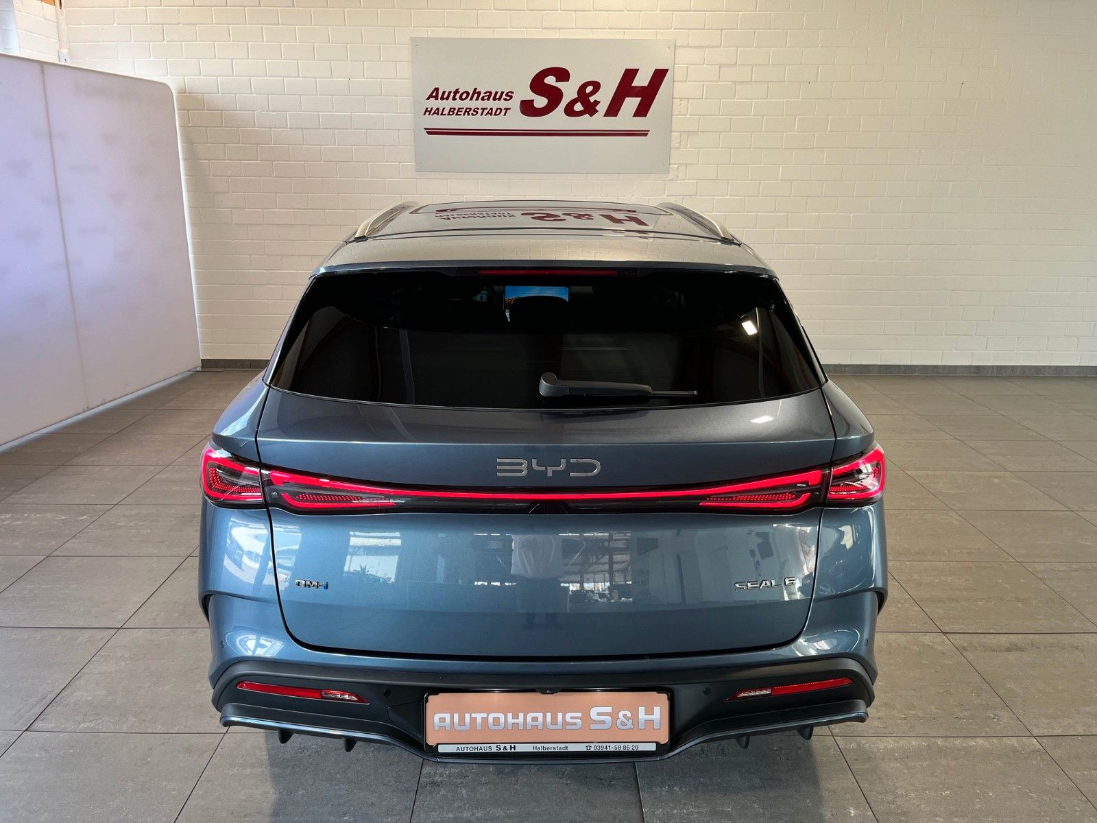 BYD SEAL