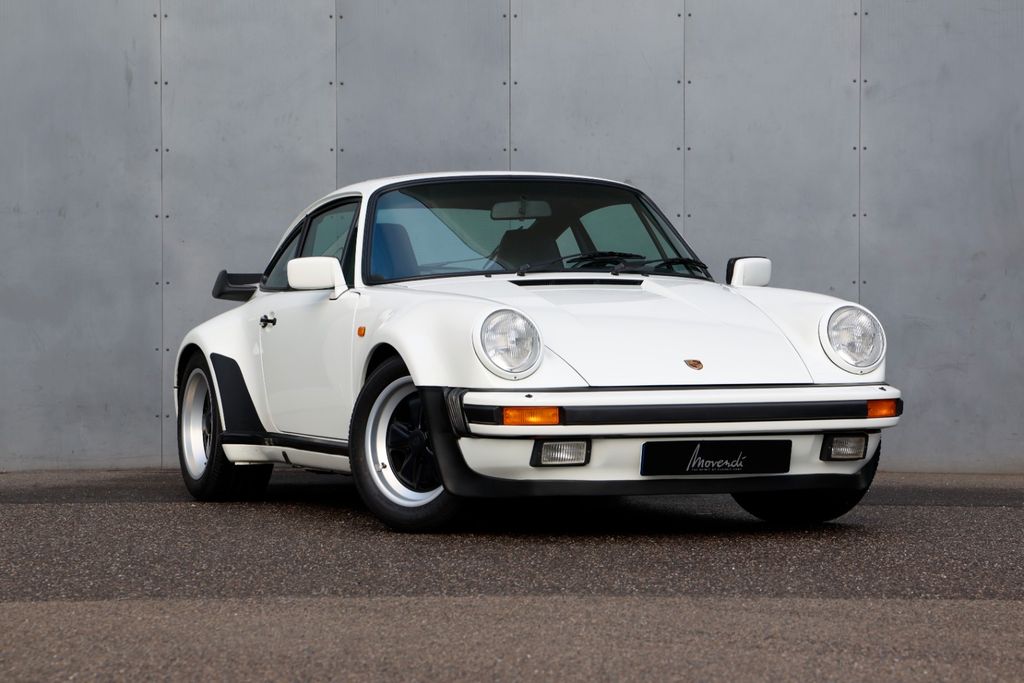 Porsche 930