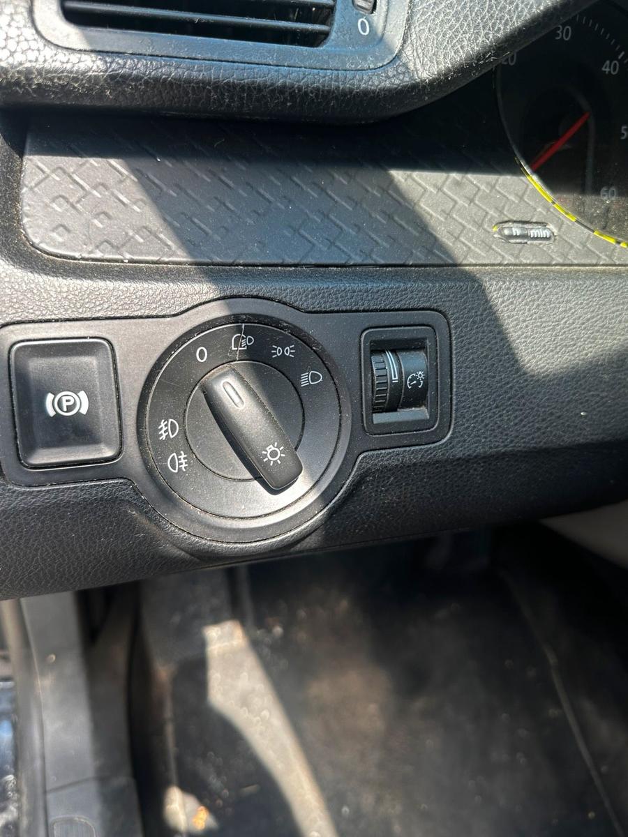 Volkswagen Passat 2006 — photo 7