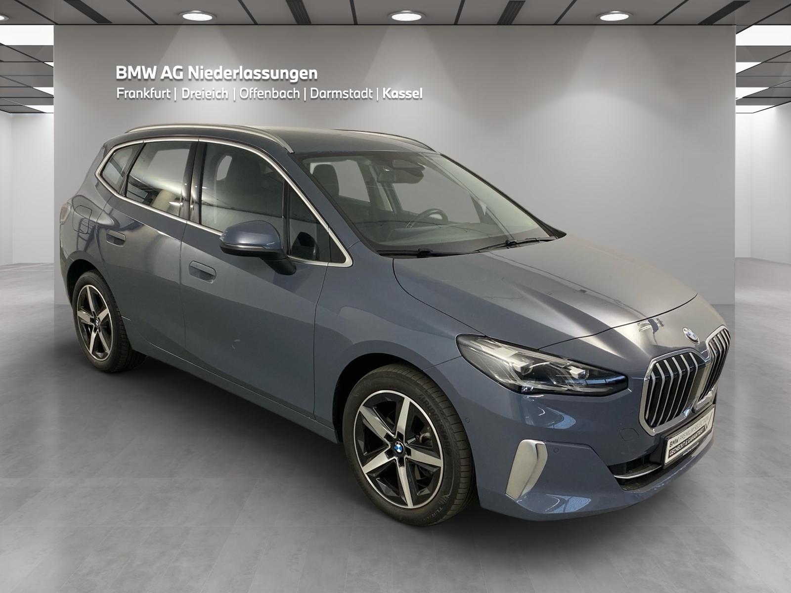 BMW 218i Active Tourer Harman/K Kamera Sportsitze