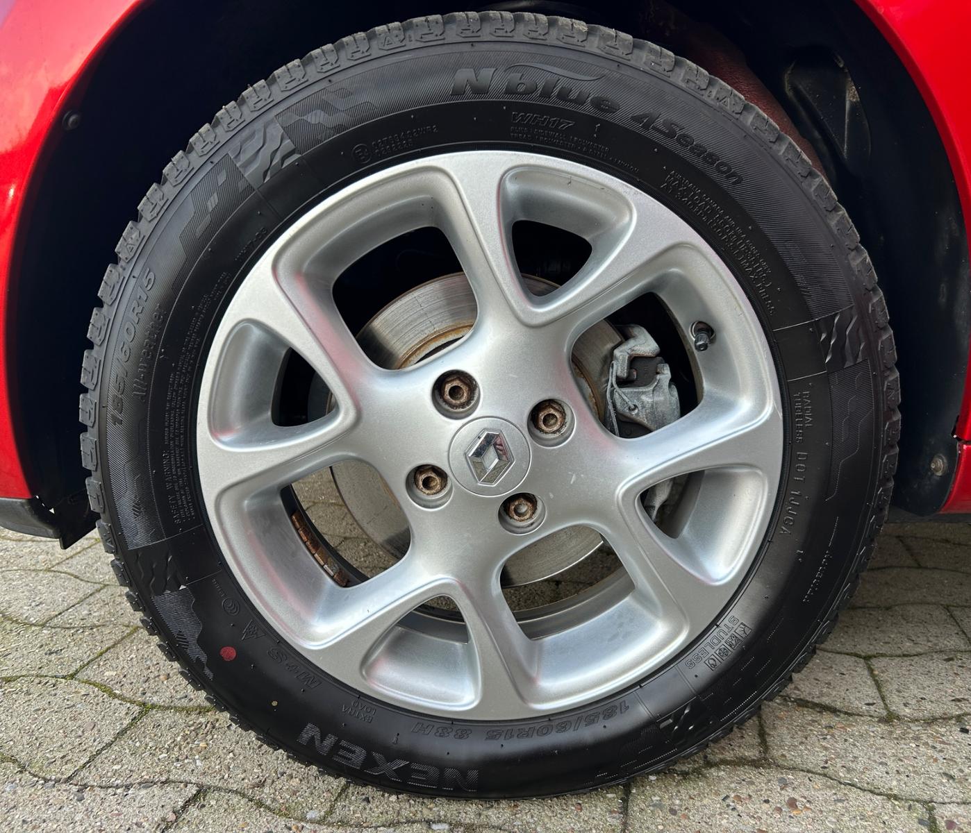 Renault Twingo Dynamique *Schiebedach*