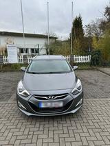 Hyundai i40 - Hyundai i40 in Duisburg
