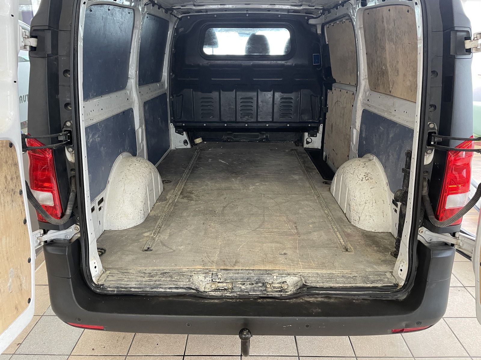 Mercedes-Benz Vito geschlossen Kasten Lang Klima Allwetter AHK foto 7