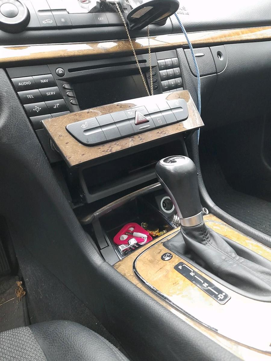 Mercedes-Benz E220 2008 — photo 5