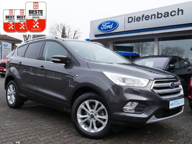 Ford Kuga  Titanium 8-fach breift + Navi + Winter