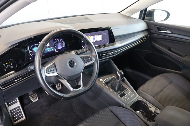 Volkswagen Golf VIII 2.0 TDI United AID+ACC+LED+CARPLAY