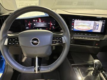 Fotografie 15 des Opel Astra Sports Tourer 1.2 Turbo GS