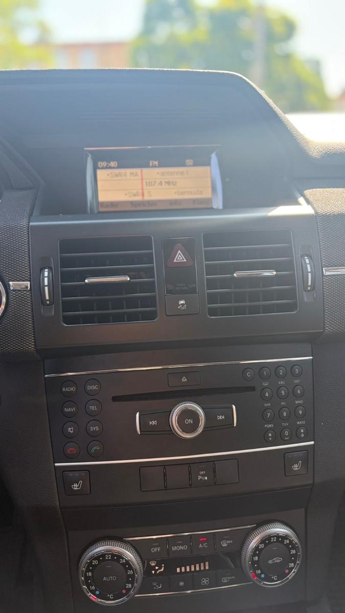 Mercedes-Benz GLK 200 CDI|NAVI|AHK|SHZ|PDC|NUR 36.000KM|