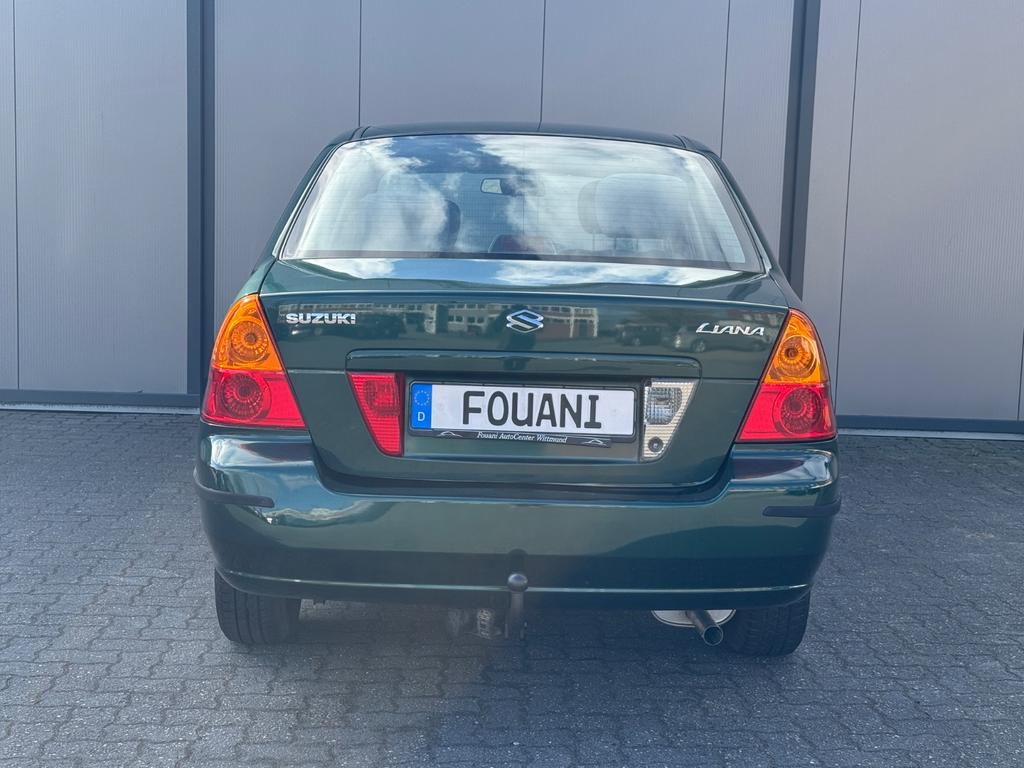 Suzuki Liana