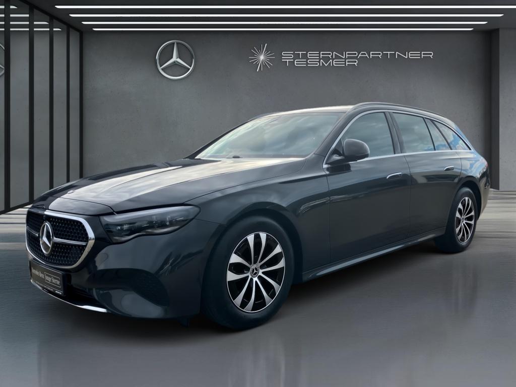 Mercedes-Benz E 220 d T Avantg.Ad+ PANO Memo ACC Ambi DLED AHK