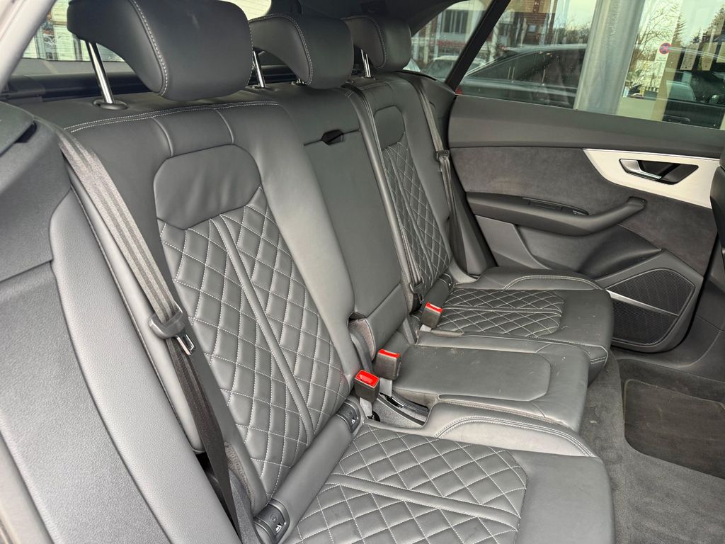 AUDI Q8 50 TDI quattro/ B&O/ MATRIX/ PANORAMA AUDI Q8 50 TDI quattro/ B&O/ MATRIX/ PANORAMA