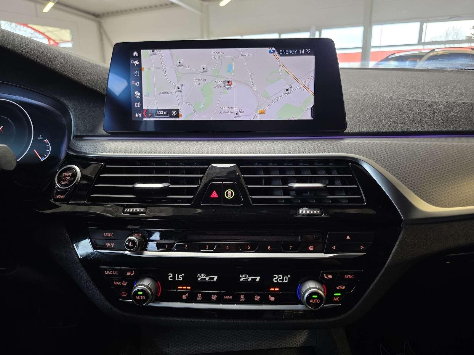 Fahrzeugabbildung BMW 530i xDrive M Sport/Shadow/StandHz/Virtual/36...