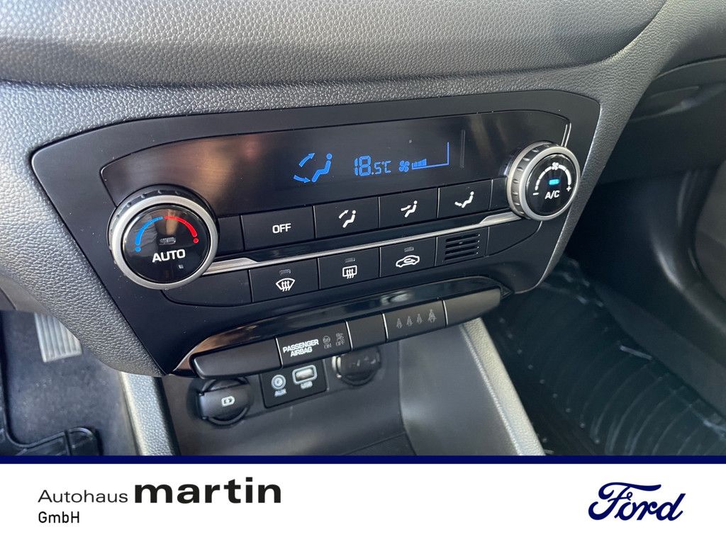 Fahrzeugabbildung Hyundai i20 1.0 Trend NAVI USB FSE KLIMA PDC SITZHEIZUNG