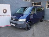 Volkswagen T5 Transporter 8 Sitzer Automatik Klima AHK TÜV - VW T5 Gebrauchtwagen in Braunschweig