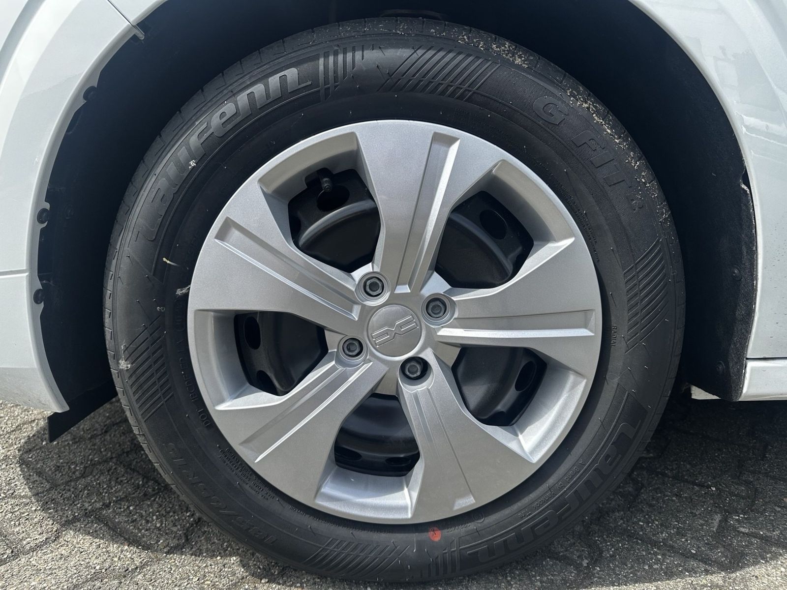 Fahrzeugabbildung Dacia Sandero Essential SCe 65