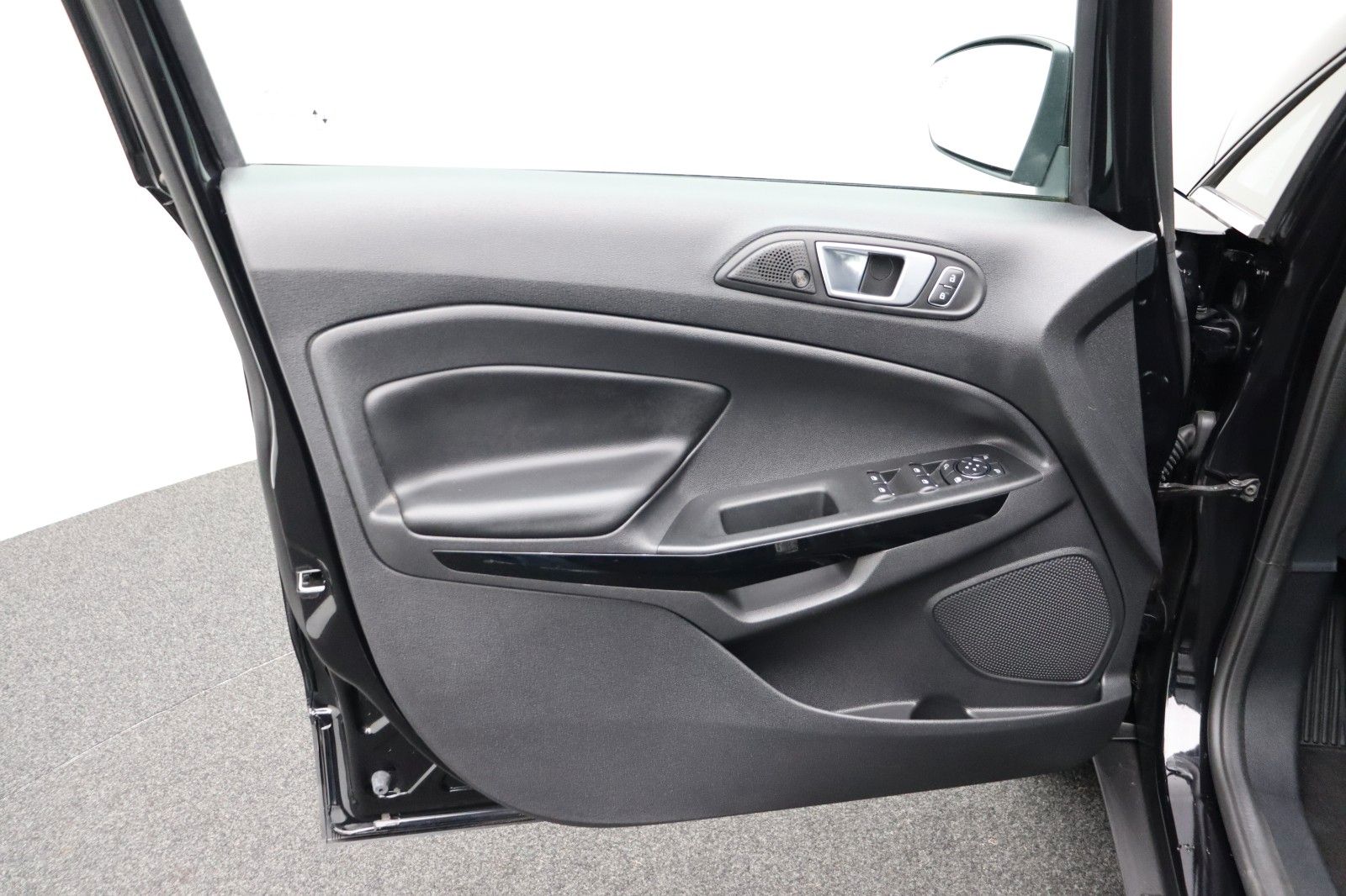 Fahrzeugabbildung Ford EcoSport 1.0 Titanium