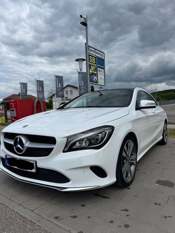 MERCEDES-BENZ CLA 250 DCT -