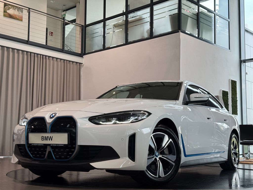 Image of BMW i4