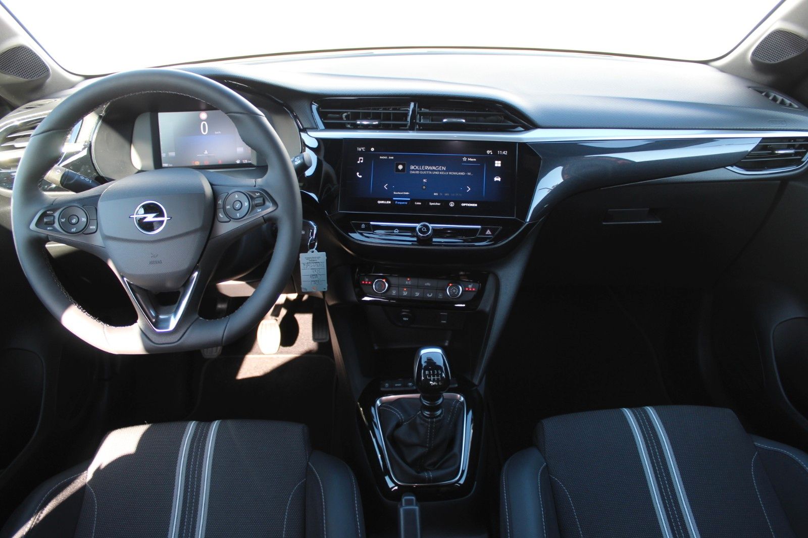 Fahrzeugabbildung Opel Corsa F GS*Allwetter*SHZ*LHZ*PDC*RFK