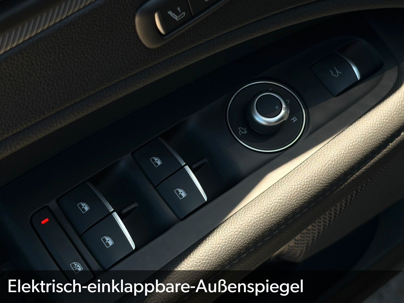 Fahrzeugabbildung Alfa Romeo Stelvio Veloce 2.0 Turbo Q4 Memory Leder CAM ACC