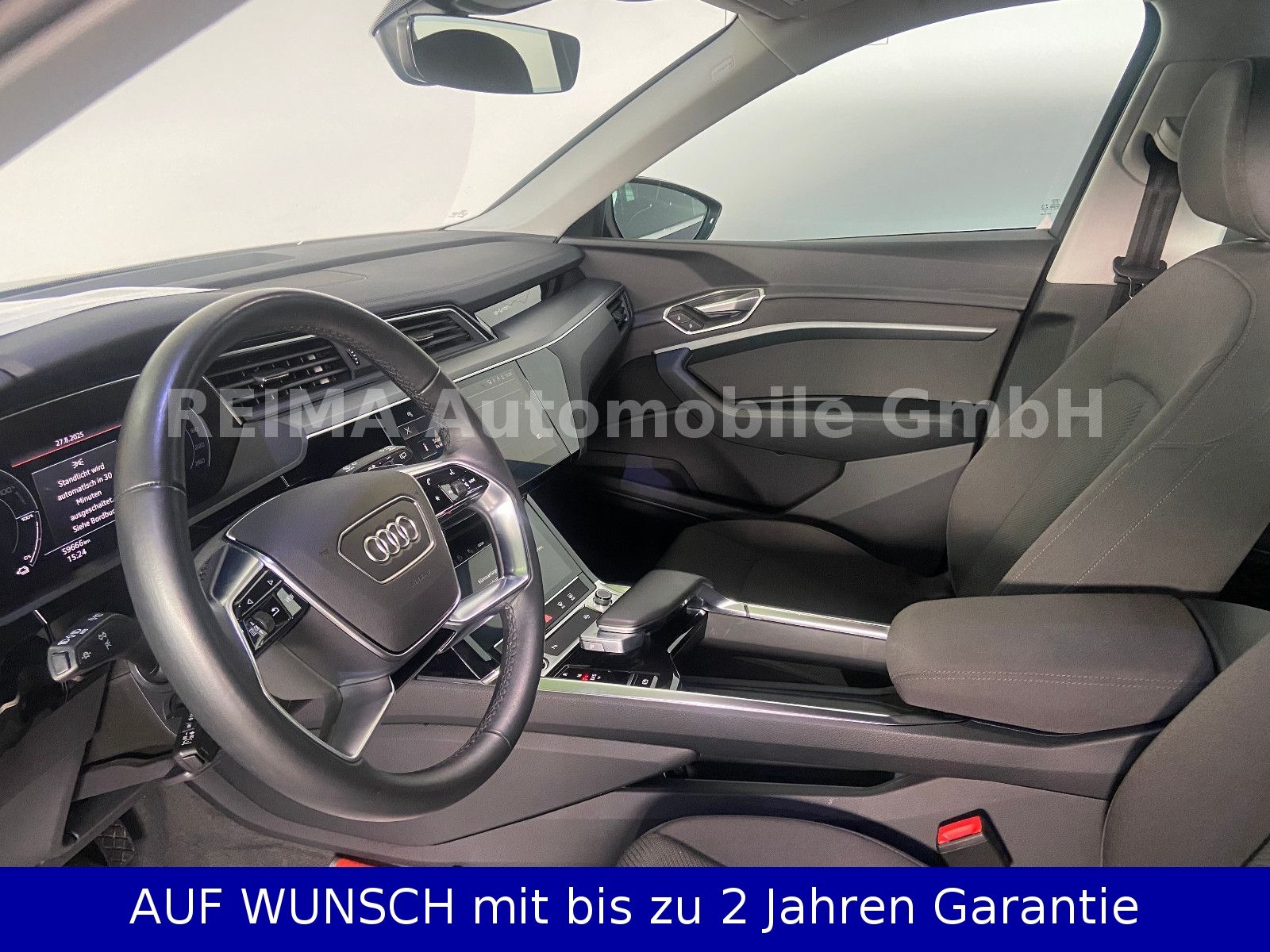 Fahrzeugabbildung Audi e-tron 55 quattro Edition, Navi, AHK, 1.Hand
