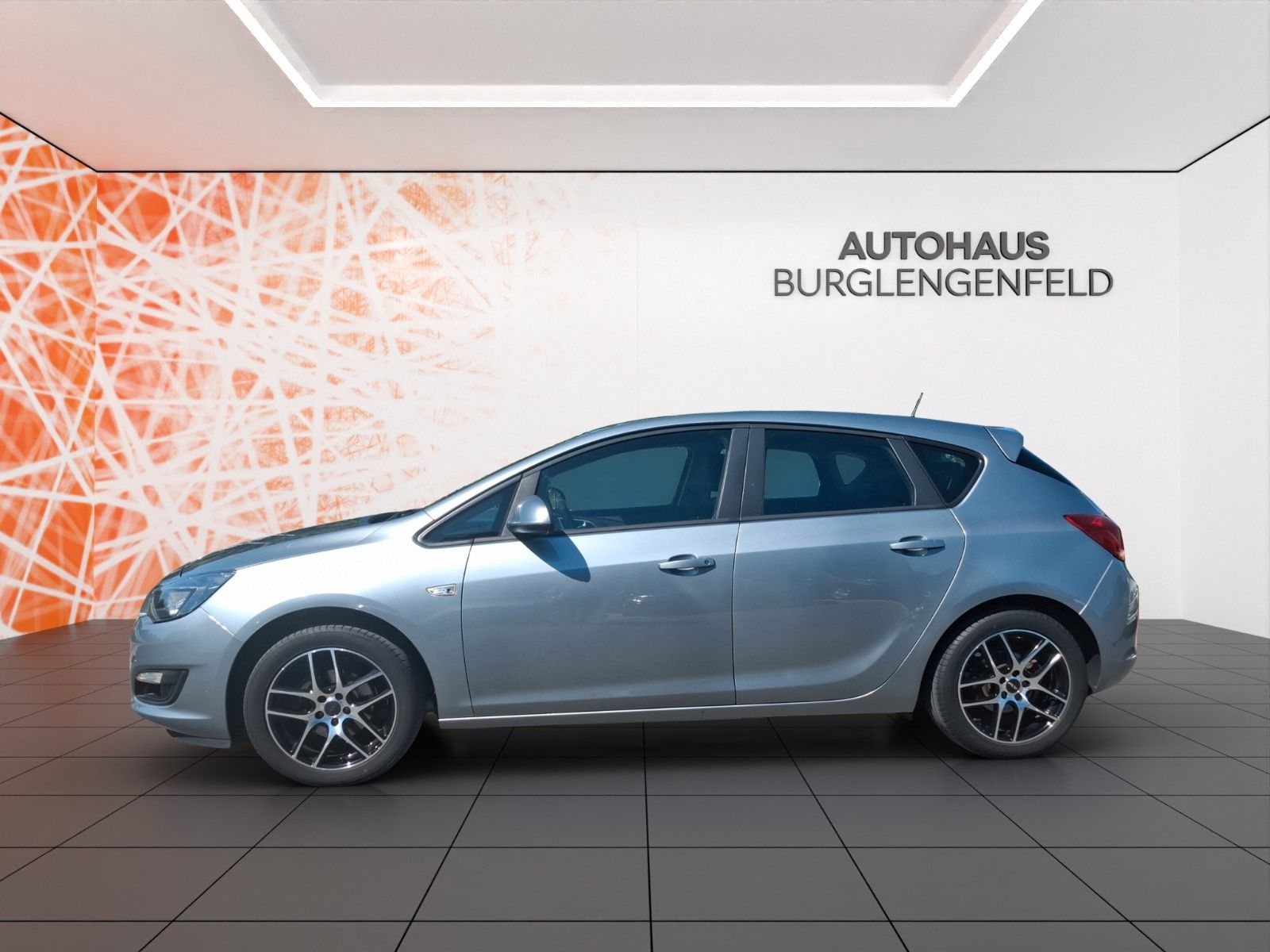 Fahrzeugabbildung Opel Astra J Lim. 5-trg. Energy! beh. LR ! NAVI ! PDC