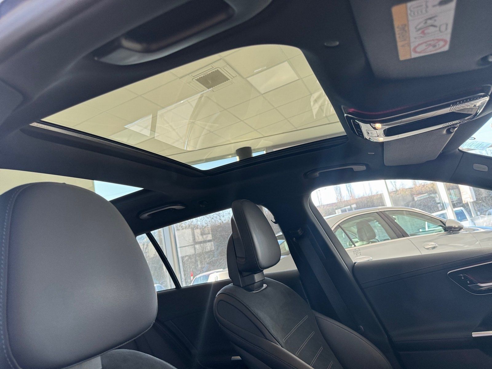 Fahrzeugabbildung Mercedes-Benz C 300 T d AMG*Distronic*360°*Digital-Light*AHK*
