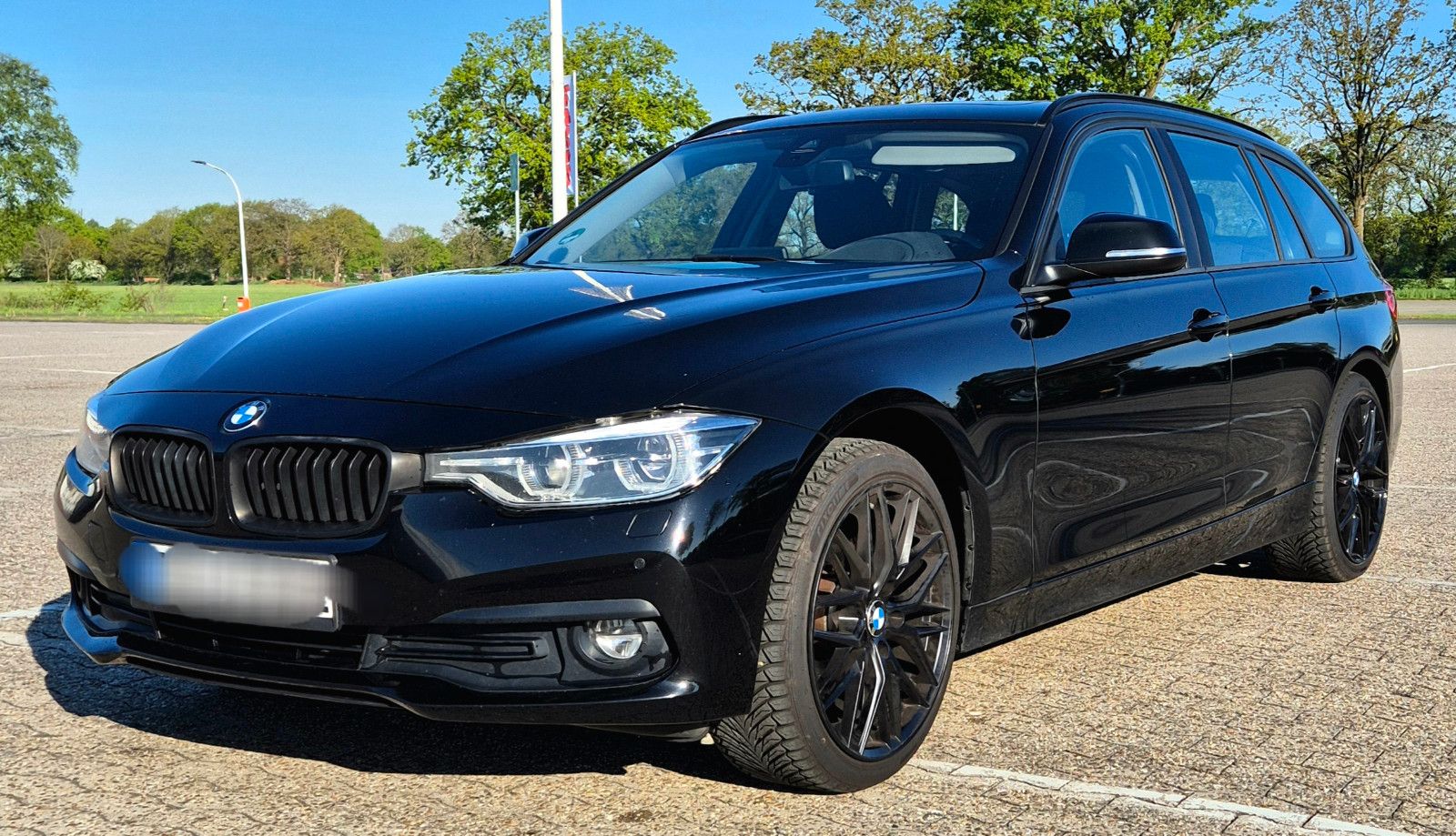 BMW 320