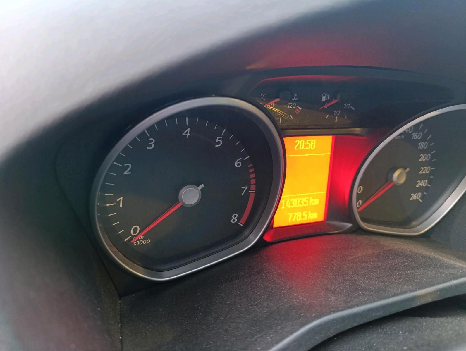 Ford Mondeo 2013 — вигляд ззаду
