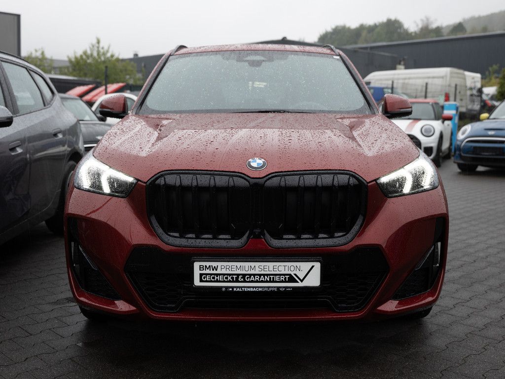 BMW X1 sDrive 20i M-Sport Pro PANO AHK HUD 360° LED foto 3