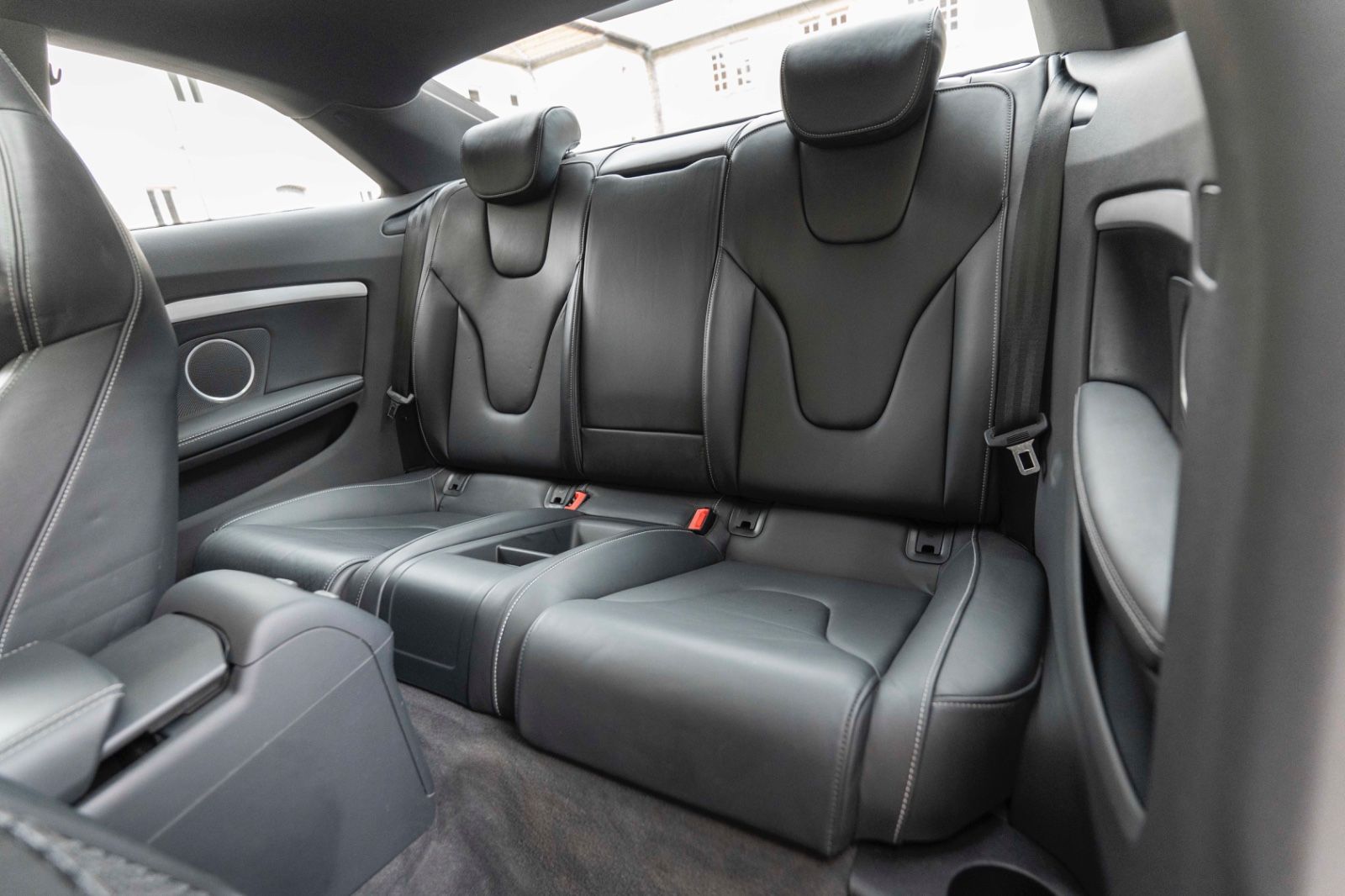 Fahrzeugabbildung Audi S5 3.0 TFSI S Coupe quattro B&O TOTW TEMPO NAV