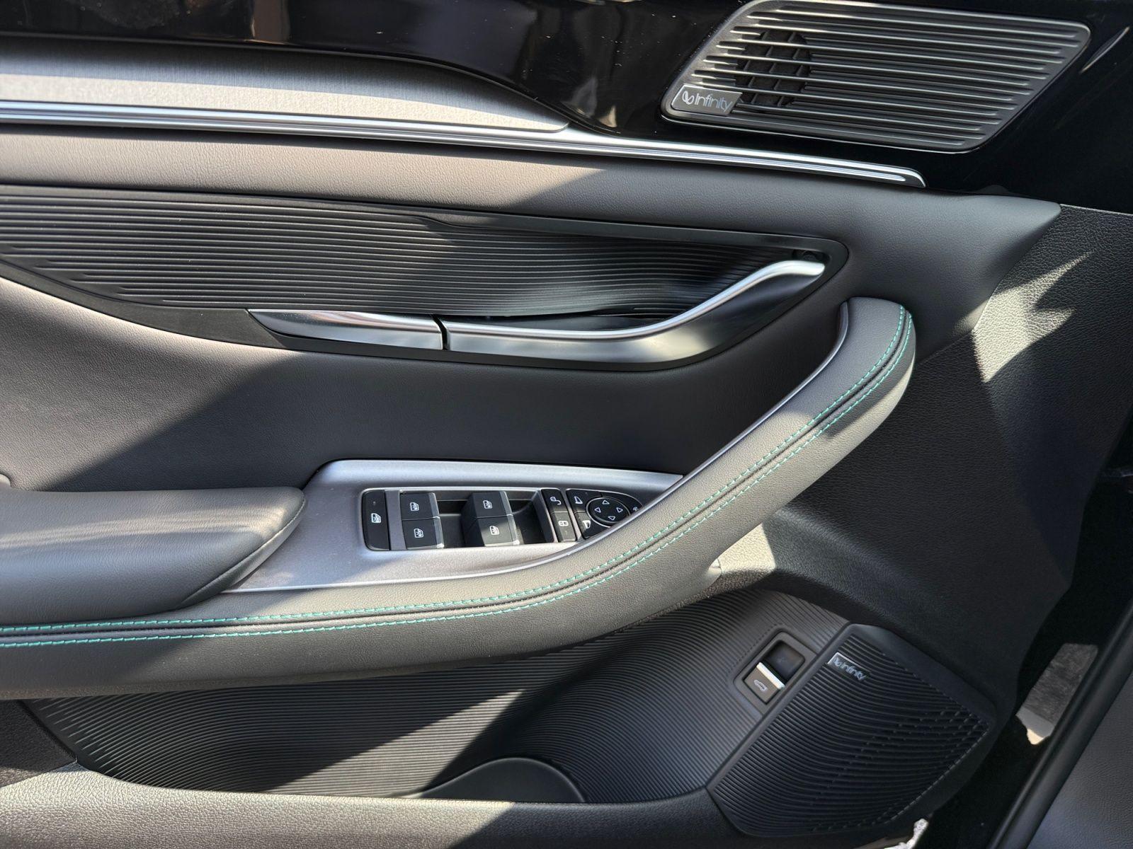 BYD Seal U DM-i Design