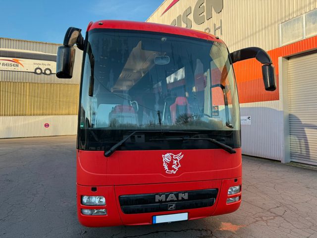 MAN R08 VIP/Mannschaftsbus | KM Original