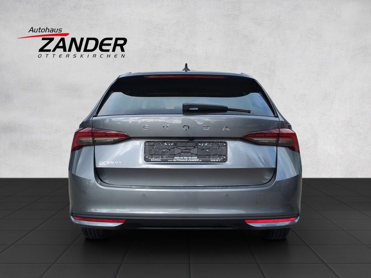 Fahrzeugabbildung SKODA Octavia Combi Selection TDI DSG,AHK