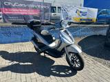 Piaggio Beverly 125 Tourer - PIAGGIO 1