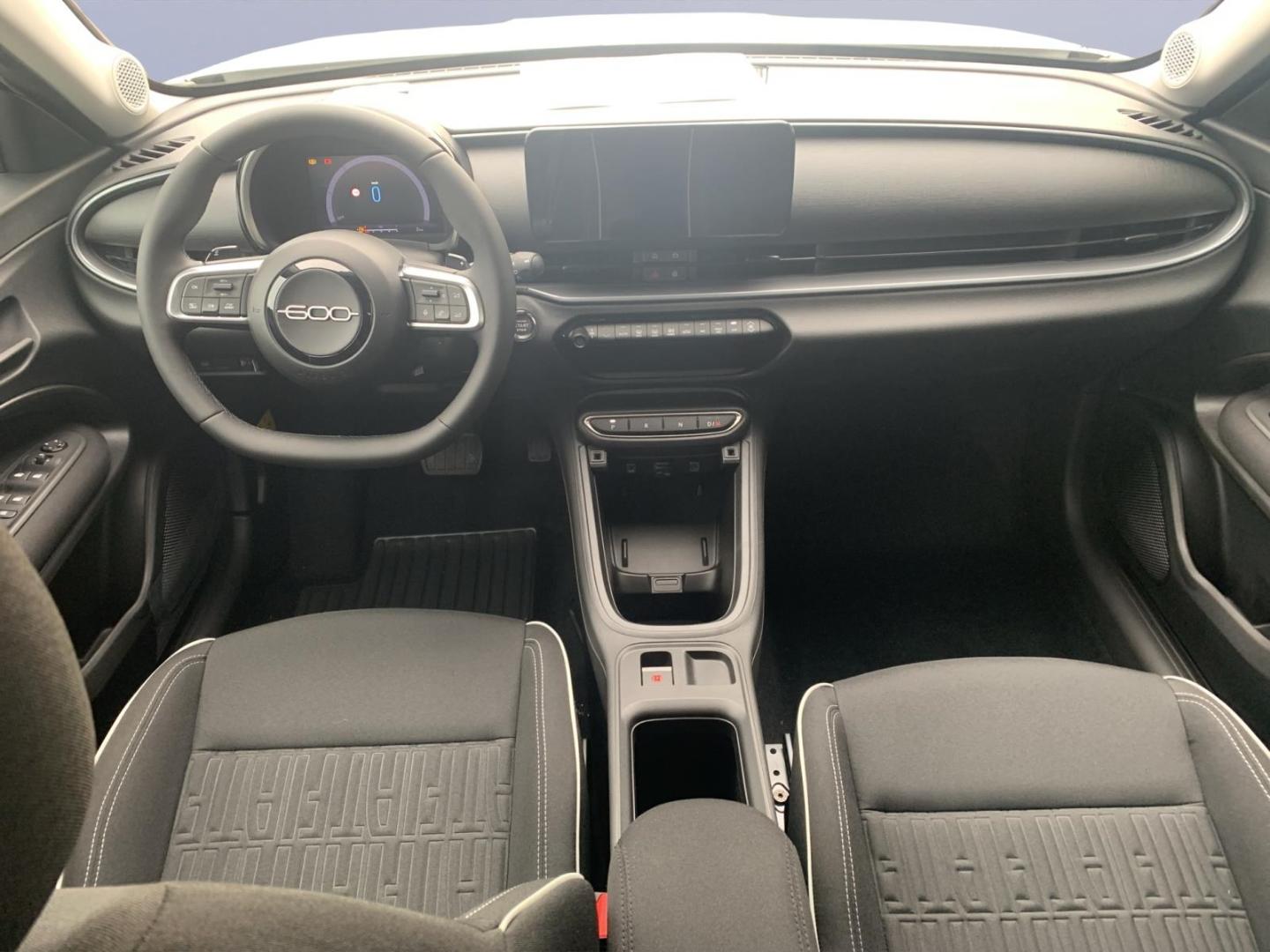Fiat 600 1.2 Hybrid Business Edition Kamera AppleCarP