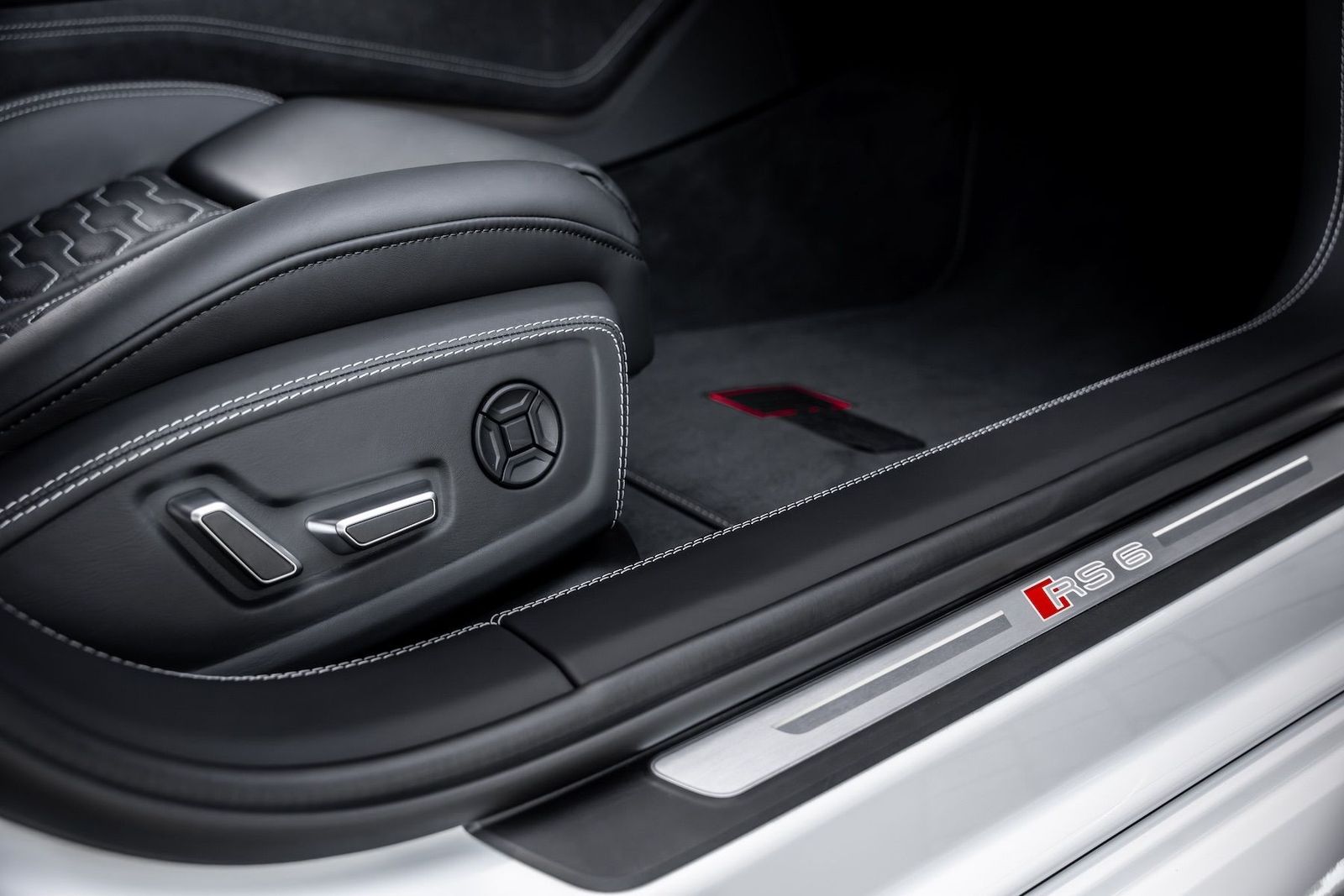 Fahrzeugabbildung Audi RS6 PERFORMANCE KERAMIK|UNIKAT|HGP|1080PS