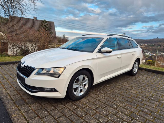 Skoda Superb Combi Ambition