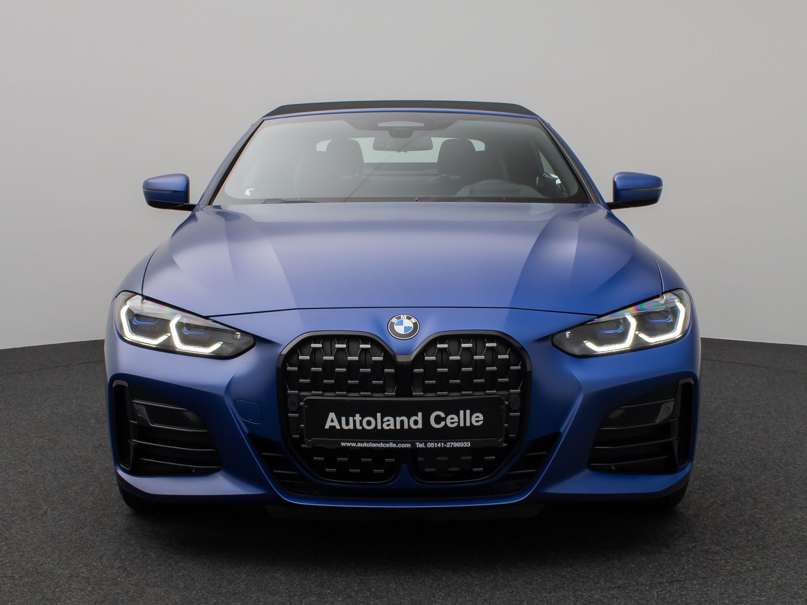 Fahrzeugabbildung BMW M440i xD Cabrio DAB Kamera HUD Individual 19Zoll