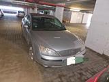 Ford Mondeo 2.5 v6 - Ford Mondeo mit Benzin-Antrieb: Limousine, 2.5