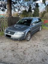 Volkswagen VW Passat 3BG 2.8 V6 Highline - Volkswagen Passat mit Benzin-Antrieb: Kombi, 2.8