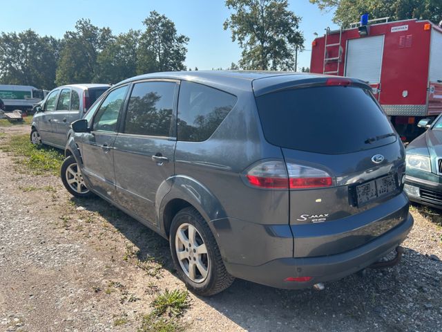 Ford S-Max S-MAX Titanium 7 Sitzplätze