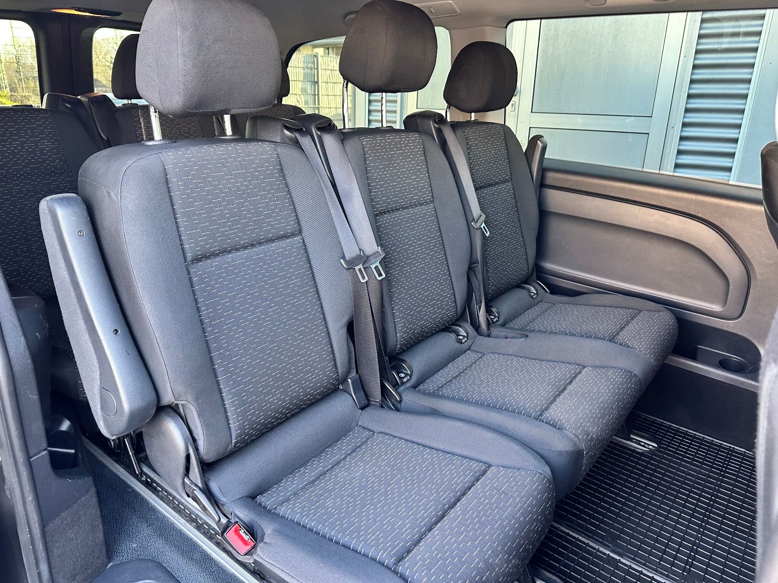 Fahrzeugabbildung Mercedes-Benz VITO TOURER 116 CDI PRO LANG*9 SITZER+KAMERA*