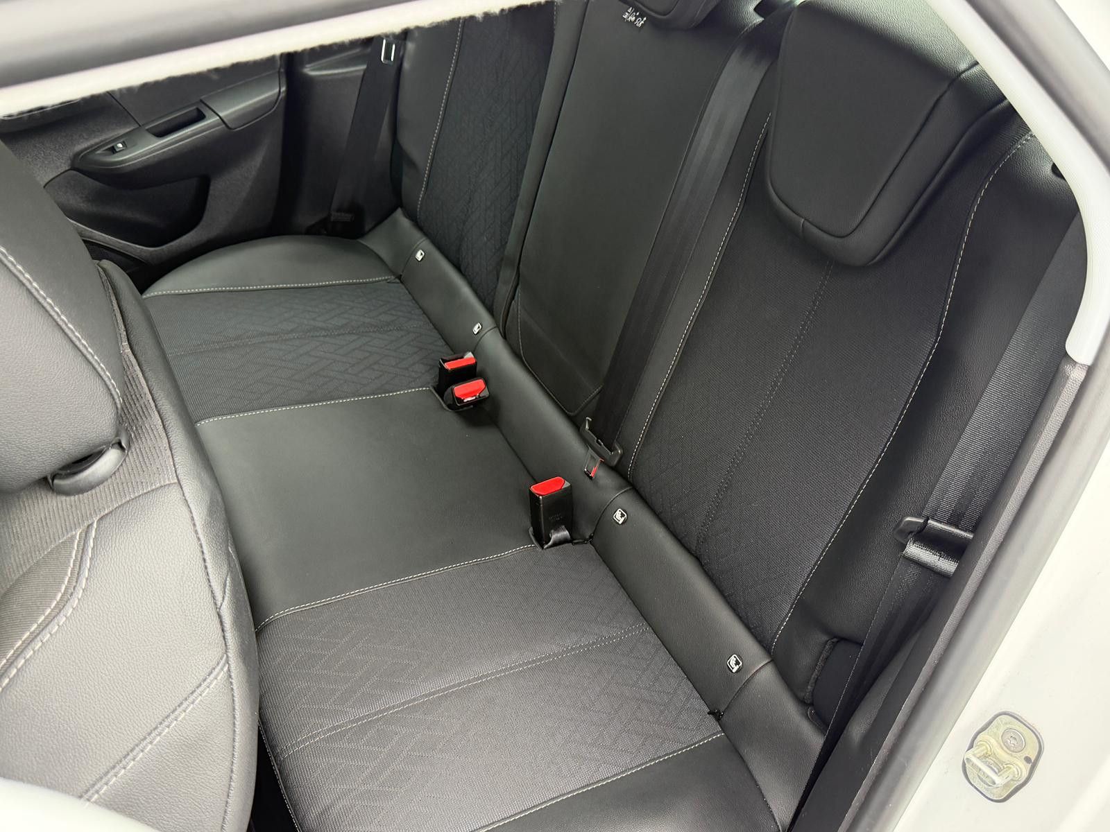Fahrzeugabbildung Opel Corsa F Elegance 1.5 D DAB GRA Navi LED SHZ PDC