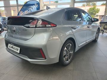 Fahrzeugabbildung Hyundai Ioniq Advantage Plug-In Hybrid