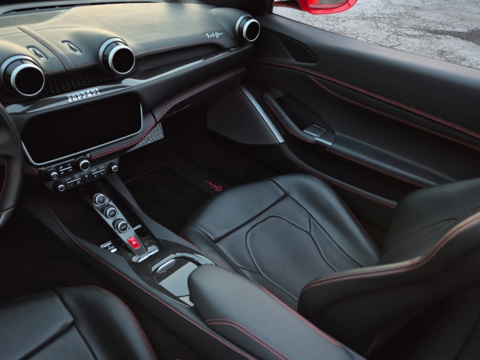 Fahrzeugabbildung Ferrari Portofino/Ferrari SH/2. Hd/Carbon Full Kit/1A
