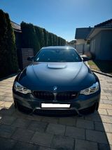 BMW M4 / EVENTURI CARBON / INSP NEU / DRITTFAHRZEUG - BMW M4: Privatanbieter