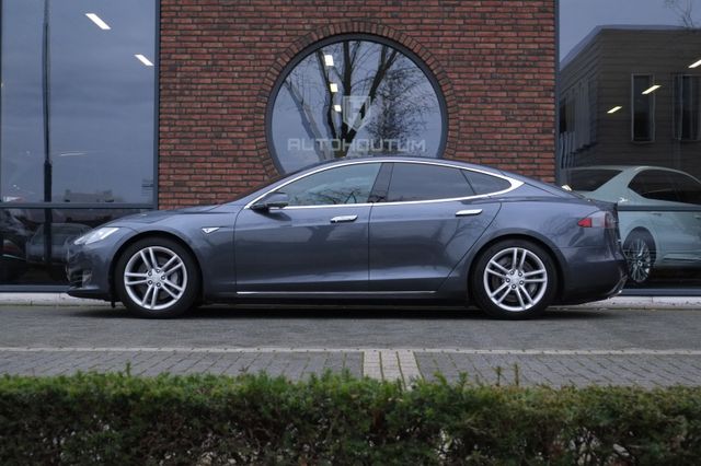 Tesla Model S 85 Base Autopilot, Panoramadak, Luchtver